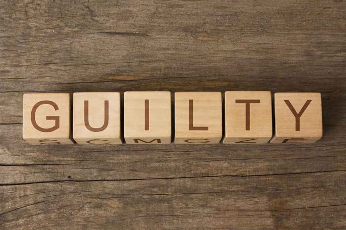 shutterstock_489196969 Former FBI Agent Found Guilty of Accepting Bribes