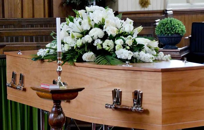 shutterstock_753590251 Hall of Fame Legend Dead at 80