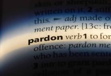 The word "pardon" highlighted in a dictionary.
