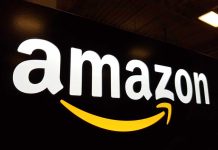 Amazon logo with a yellow smile arrow