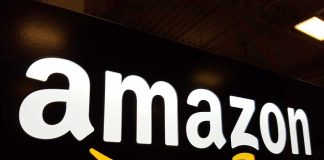 Amazon logo with a yellow smile arrow