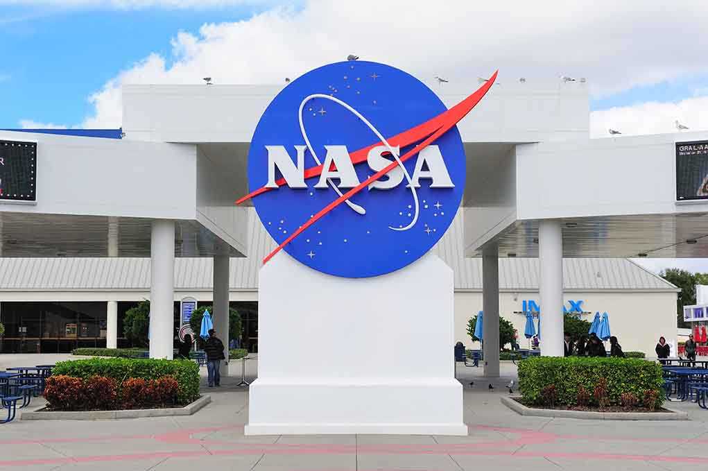 shutterstock_109197029.jpg NASA logo displayed prominently at a visitor center
