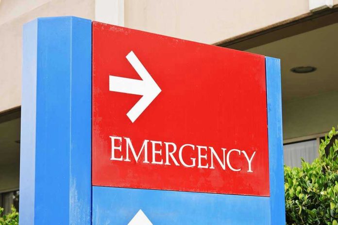 112067315 Emergency sign with arrow pointing right.